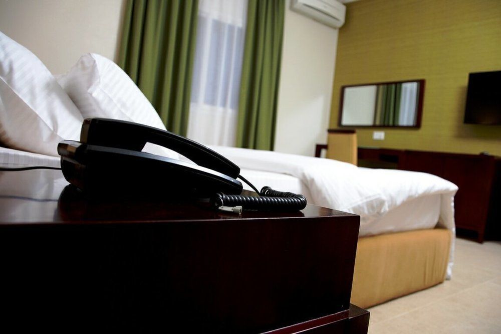 Check Inn Hotel 阿布贾 外观 照片