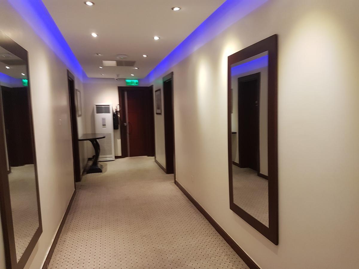 Check Inn Hotel 阿布贾 外观 照片