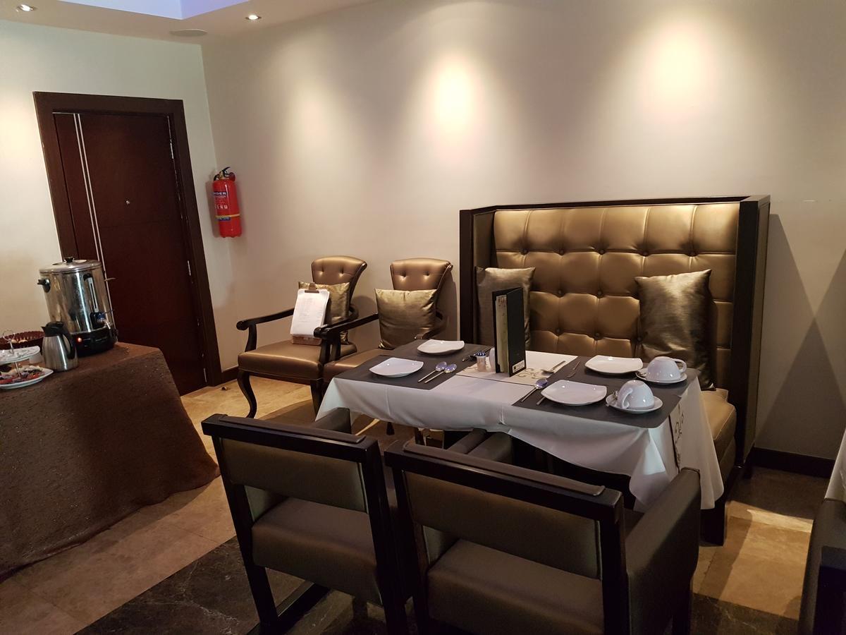 Check Inn Hotel 阿布贾 外观 照片