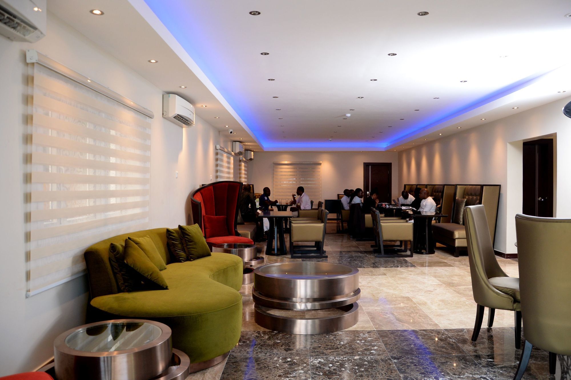 Check Inn Hotel 阿布贾 外观 照片